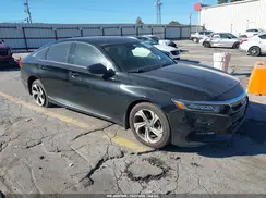 1HGCV1F40JA037898 2018 HONDA ACCORD