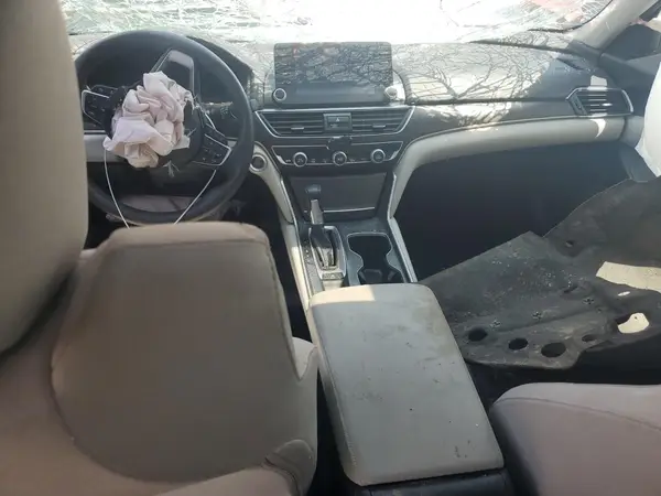 1HGCV1F40JA064258 2018 HONDA ACCORD - Image 8