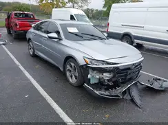 1HGCV1F40JA267232 2018 HONDA ACCORD