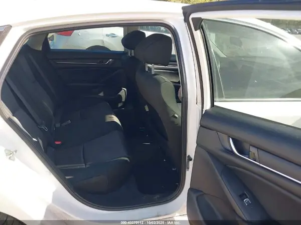 1HGCV1F41JA015991 2018 HONDA ACCORD - Image 8