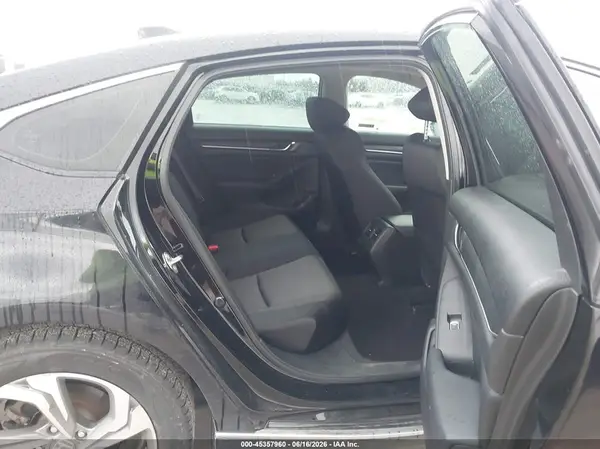 1HGCV1F41JA106663 2018 HONDA ACCORD - Image 8