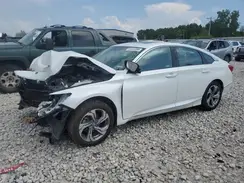 1HGCV1F41JA126542 2018 HONDA ACCORD