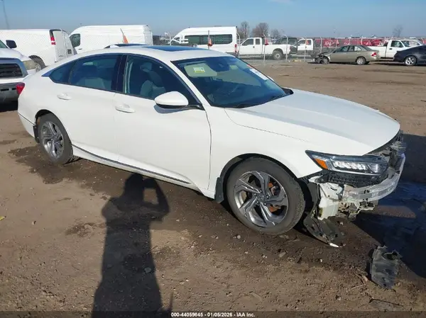 1HGCV1F41JA183730 2018 HONDA ACCORD - Image 1