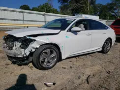 1HGCV1F41JA226043 2018 HONDA ACCORD
