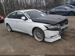 1HGCV1F41JA250195 2018 HONDA ACCORD