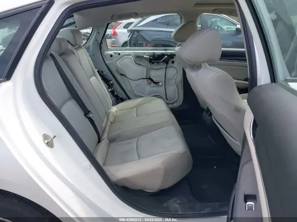 1HGCV1F41KA106356 2019 HONDA ACCORD - Image 8
