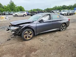 1HGCV1F42JA010363 2018 HONDA ACCORD