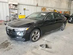 1HGCV1F42JA052421 2018 HONDA ACCORD
