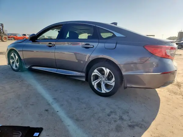 1HGCV1F42JA053987 2018 HONDA ACCORD - Image 2
