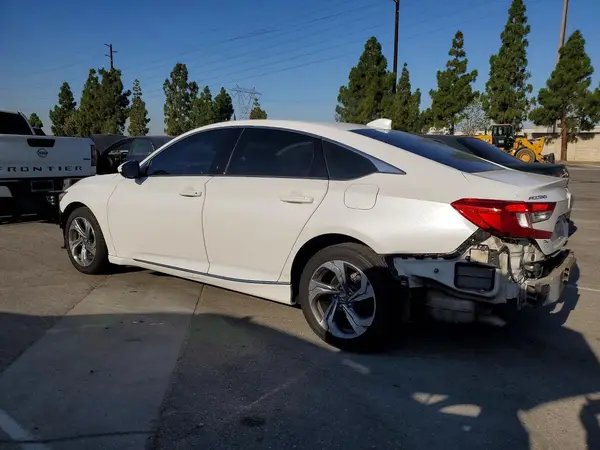 1HGCV1F42JA055321 2018 HONDA ACCORD - Image 2