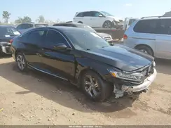1HGCV1F42JA076086 2018 HONDA ACCORD
