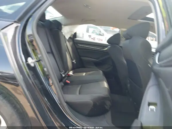 1HGCV1F42JA076086 2018 HONDA ACCORD - Image 8
