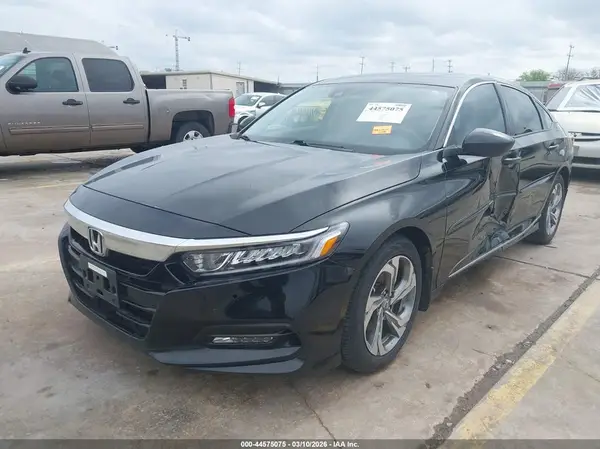 1HGCV1F42JA077643 2018 HONDA ACCORD - Image 2