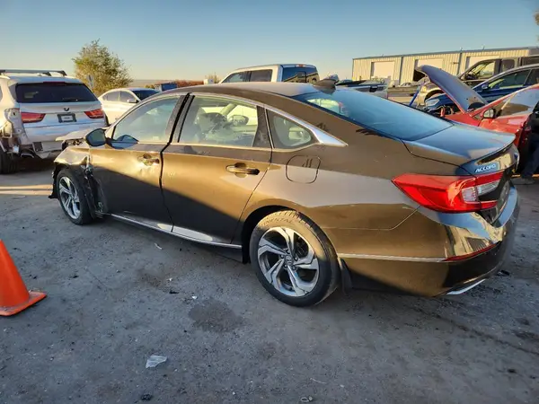 1HGCV1F42JA090327 2018 HONDA ACCORD - Image 2
