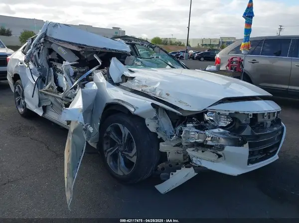 1HGCV1F42JA118224 2018 HONDA ACCORD - Image 1