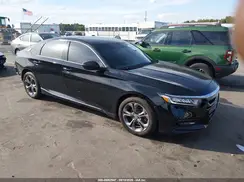 1HGCV1F42JA124122 2018 HONDA ACCORD