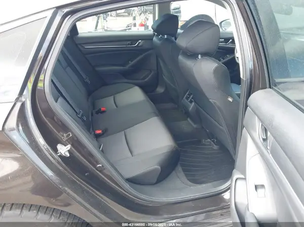 1HGCV1F42JA133497 2018 HONDA ACCORD - Image 8