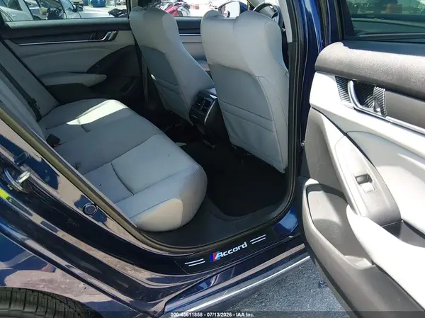 1HGCV1F42JA147593 2018 HONDA ACCORD - Image 8