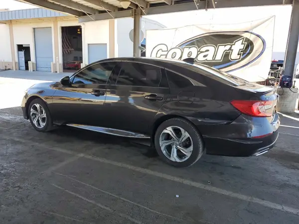 1HGCV1F42JA183686 2018 HONDA ACCORD - Image 2