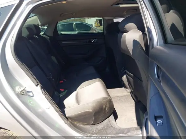 1HGCV1F42JA228089 2018 HONDA ACCORD - Image 8