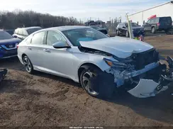1HGCV1F42JA229579 2018 HONDA ACCORD