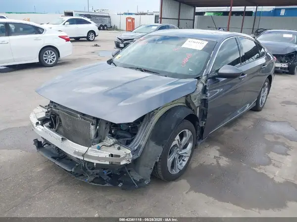 1HGCV1F42JA251081 2018 HONDA ACCORD - Image 2
