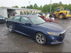 1HGCV1F42JA264607 2018 HONDA ACCORD