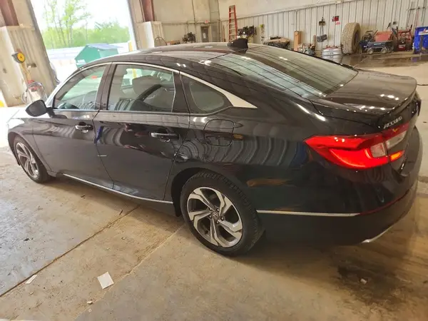 1HGCV1F42KA005584 2019 HONDA ACCORD - Image 2