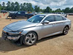 1HGCV1F42KA105992 2019 HONDA ACCORD