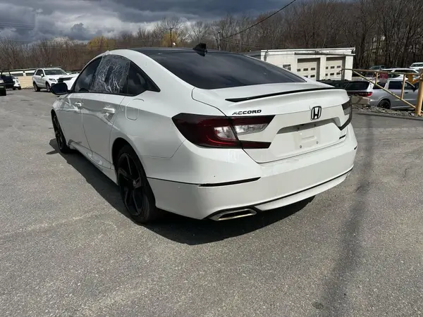 1HGCV1F42MA023697 2021 HONDA ACCORD - Image 2
