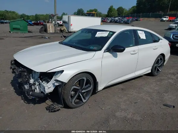 1HGCV1F42NA066261 2022 HONDA ACCORD - Image 2