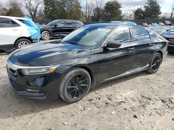 1HGCV1F43JA005852 2018 HONDA ACCORD - Image 1