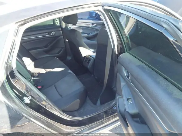 1HGCV1F43JA010470 2018 HONDA ACCORD - Image 8