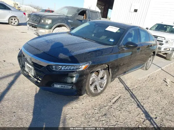 1HGCV1F43JA033540 2018 HONDA ACCORD - Image 2