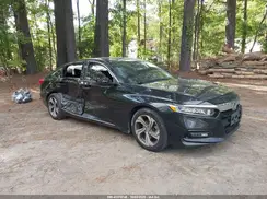 1HGCV1F43JA033618 2018 HONDA ACCORD