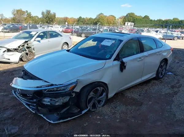 1HGCV1F43JA062178 2018 HONDA ACCORD - Image 2