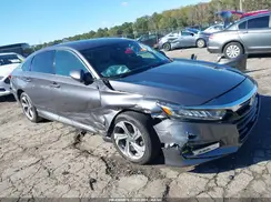 1HGCV1F43JA099117 2018 HONDA ACCORD