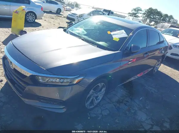 1HGCV1F43JA099117 2018 HONDA ACCORD - Image 2
