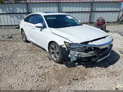 1HGCV1F43JA126476 2018 HONDA ACCORD