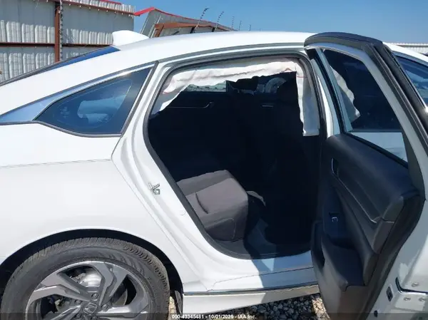 1HGCV1F43JA126476 2018 HONDA ACCORD - Image 8