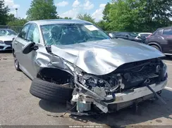 1HGCV1F43JA134061 2018 HONDA ACCORD