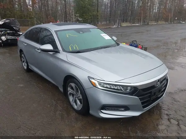 1HGCV1F43JA158263 2018 HONDA ACCORD - Image 1