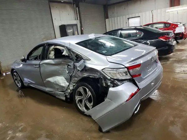 1HGCV1F43JA173524 2018 HONDA ACCORD - Image 2