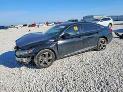 1HGCV1F43JA210944 2018 HONDA ACCORD