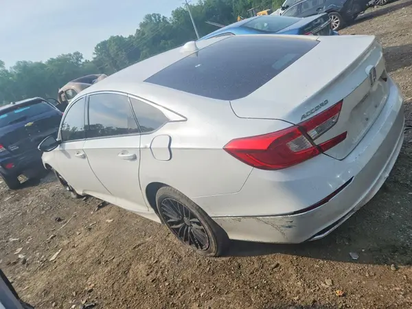 1HGCV1F43JA247346 2018 HONDA ACCORD - Image 2