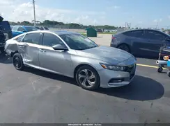 1HGCV1F43JA249064 2018 HONDA ACCORD