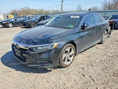 1HGCV1F43JA257813 2018 HONDA ACCORD