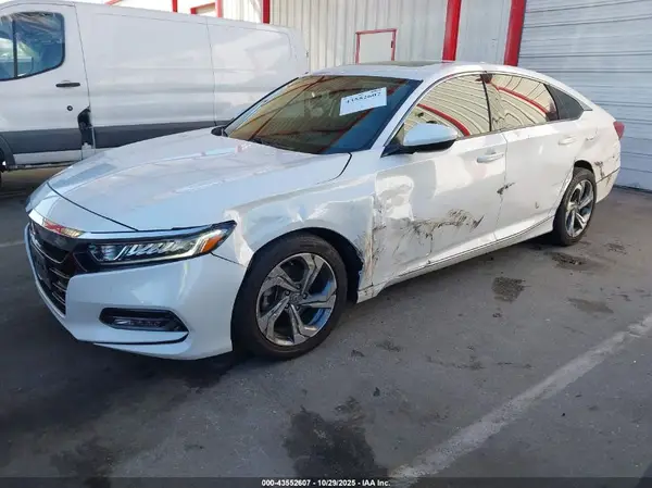 1HGCV1F43LA015879 2020 HONDA ACCORD - Image 2
