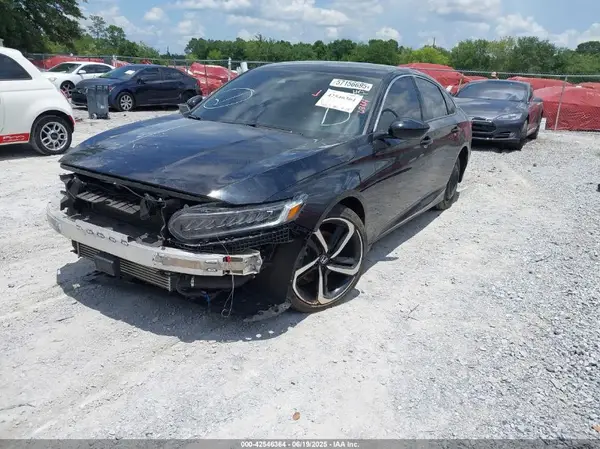 1HGCV1F43MA084010 2021 HONDA ACCORD - Image 2