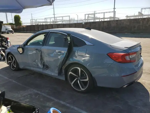 1HGCV1F43MA116082 2021 HONDA ACCORD - Image 2